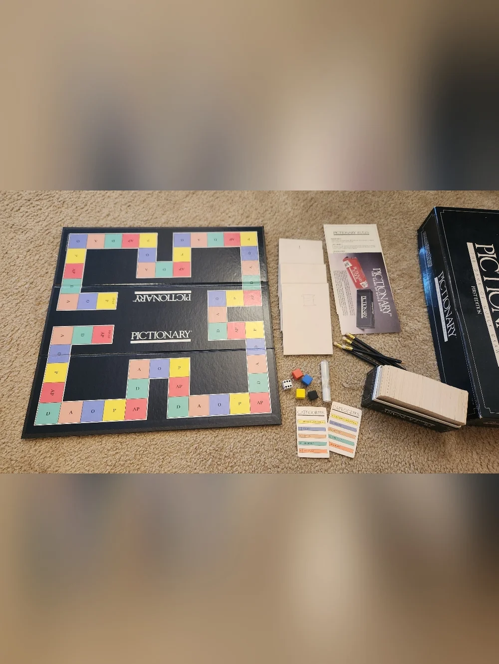 Vintage 1985 Pictionary 1st Edition Charades‎ Game Complete READ